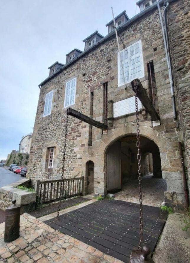 Location - Remparts De La Hauteville