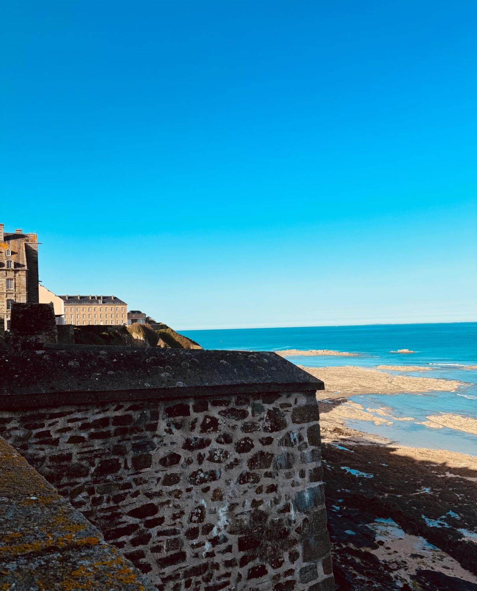 Location - Remparts De La Hauteville *